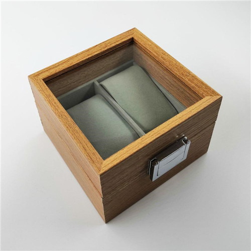 Fashionable Wholesale Wood Lacquered Watch Display Box