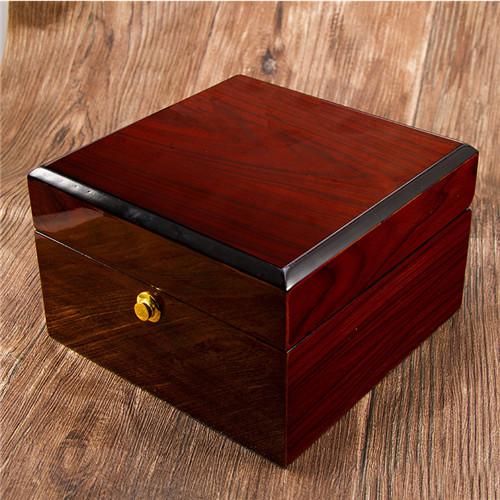 Wooden Wristwatches Luxury Watch Packaging Box Custom Logo Boxes