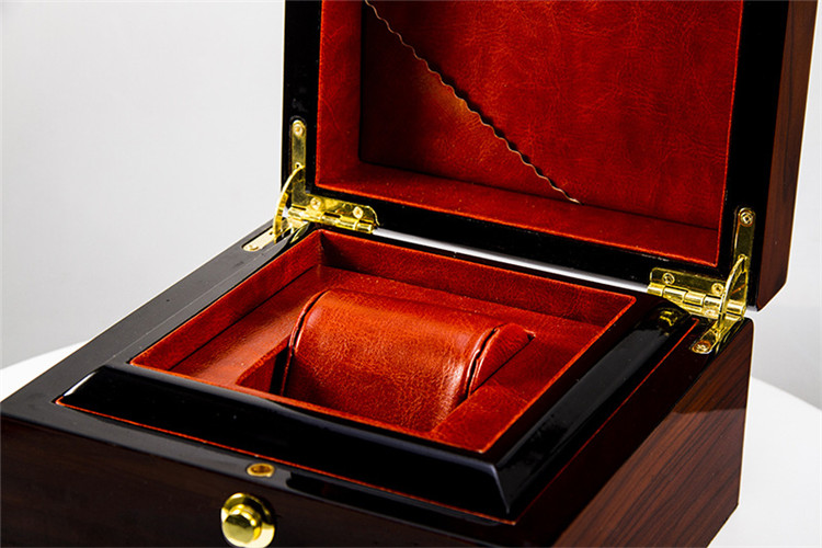 Wooden Wristwatches Luxury Watch Packaging Box Custom Logo Boxes